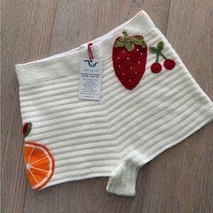 White High Waist Knit Shorts with Fruit Embroidery